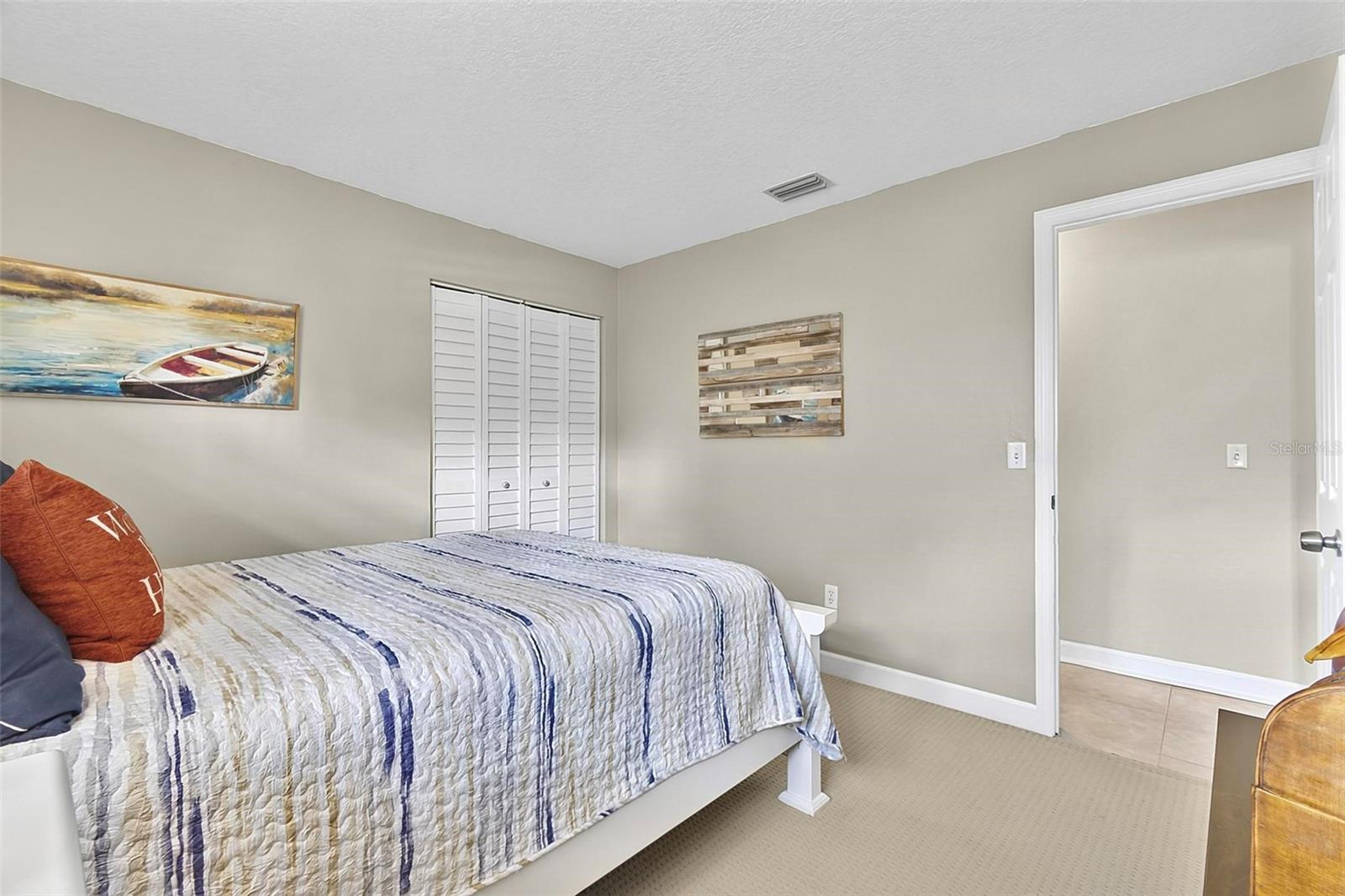 8 FLEMING COURT, Palm Coast, FL 32137