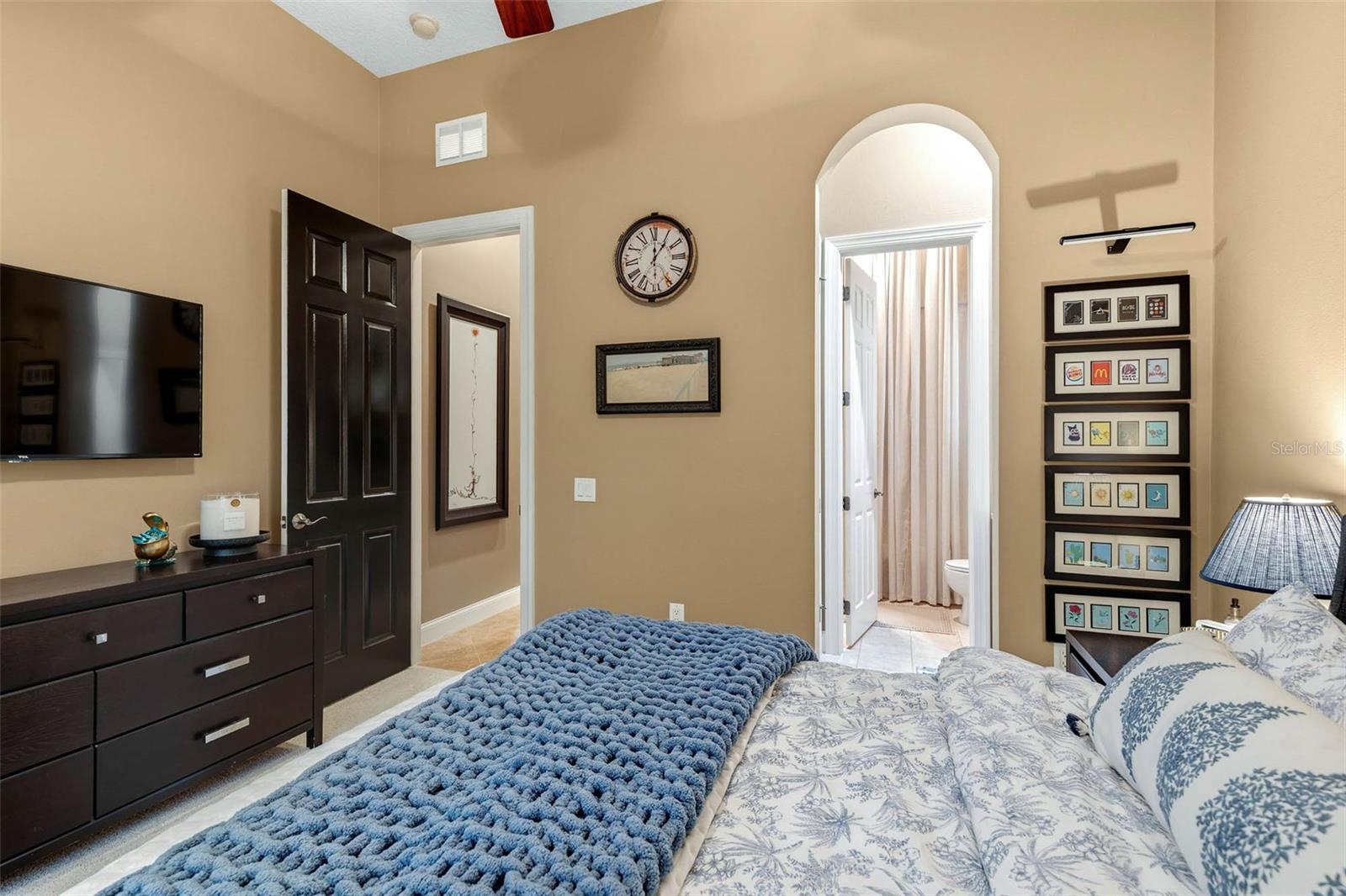 6084 SUMMIT VIEW DRIVE, Brooksville, FL 34601