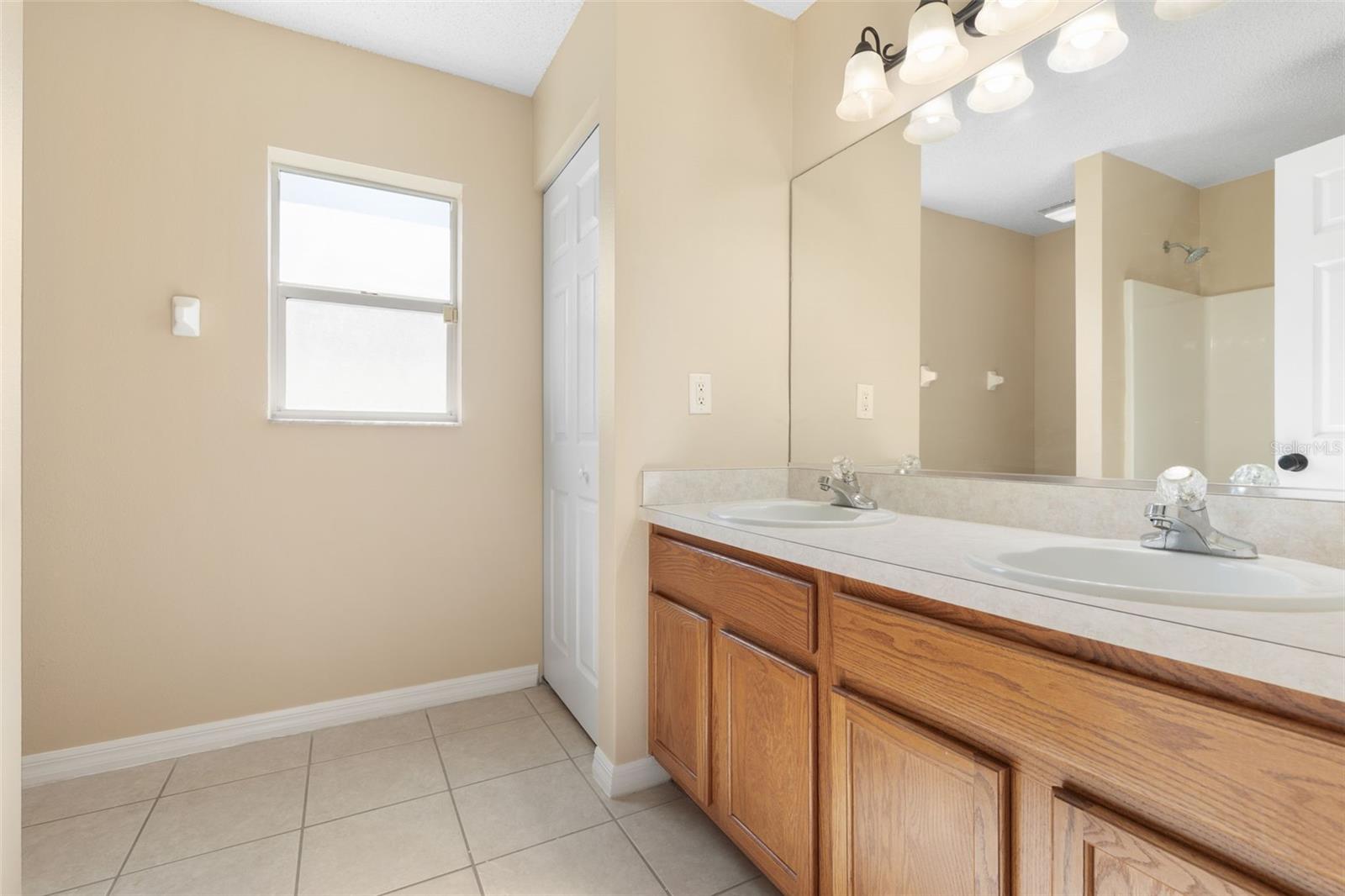 46 RICKENBACKER DRIVE, Palm Coast, FL 32164