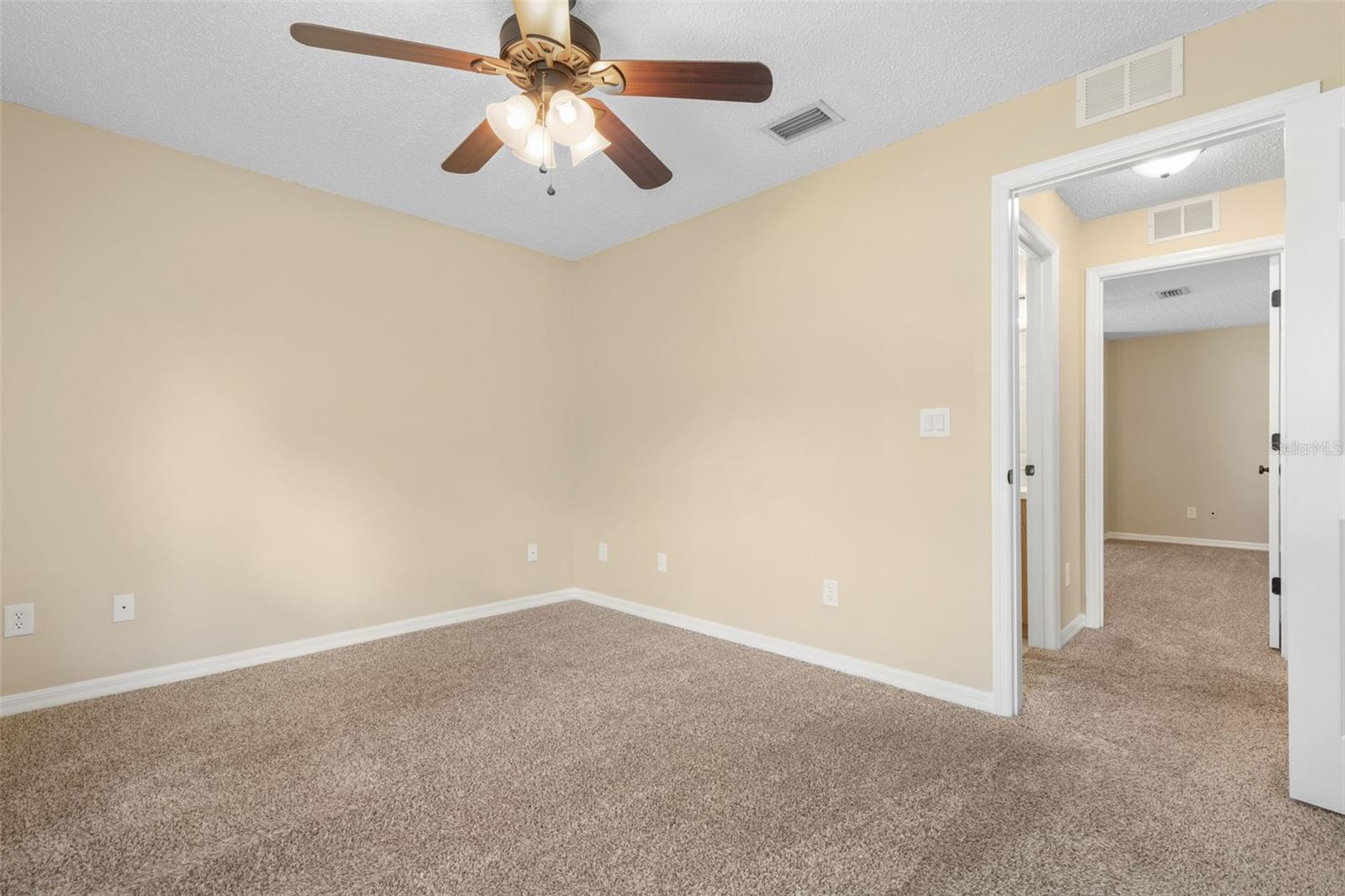 46 RICKENBACKER DRIVE, Palm Coast, FL 32164
