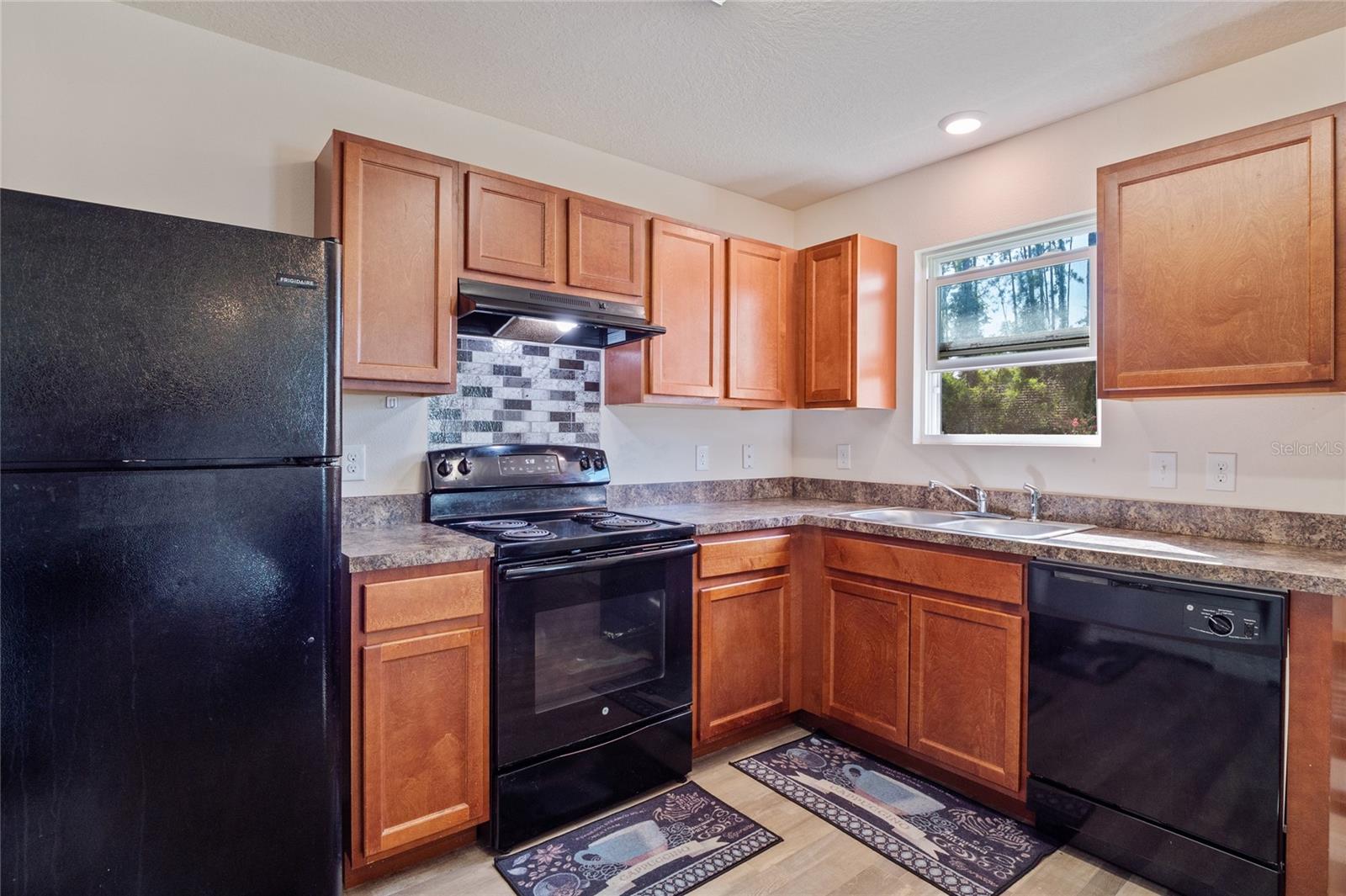 33 POINDEXTER LANE, Palm Coast, FL 32164