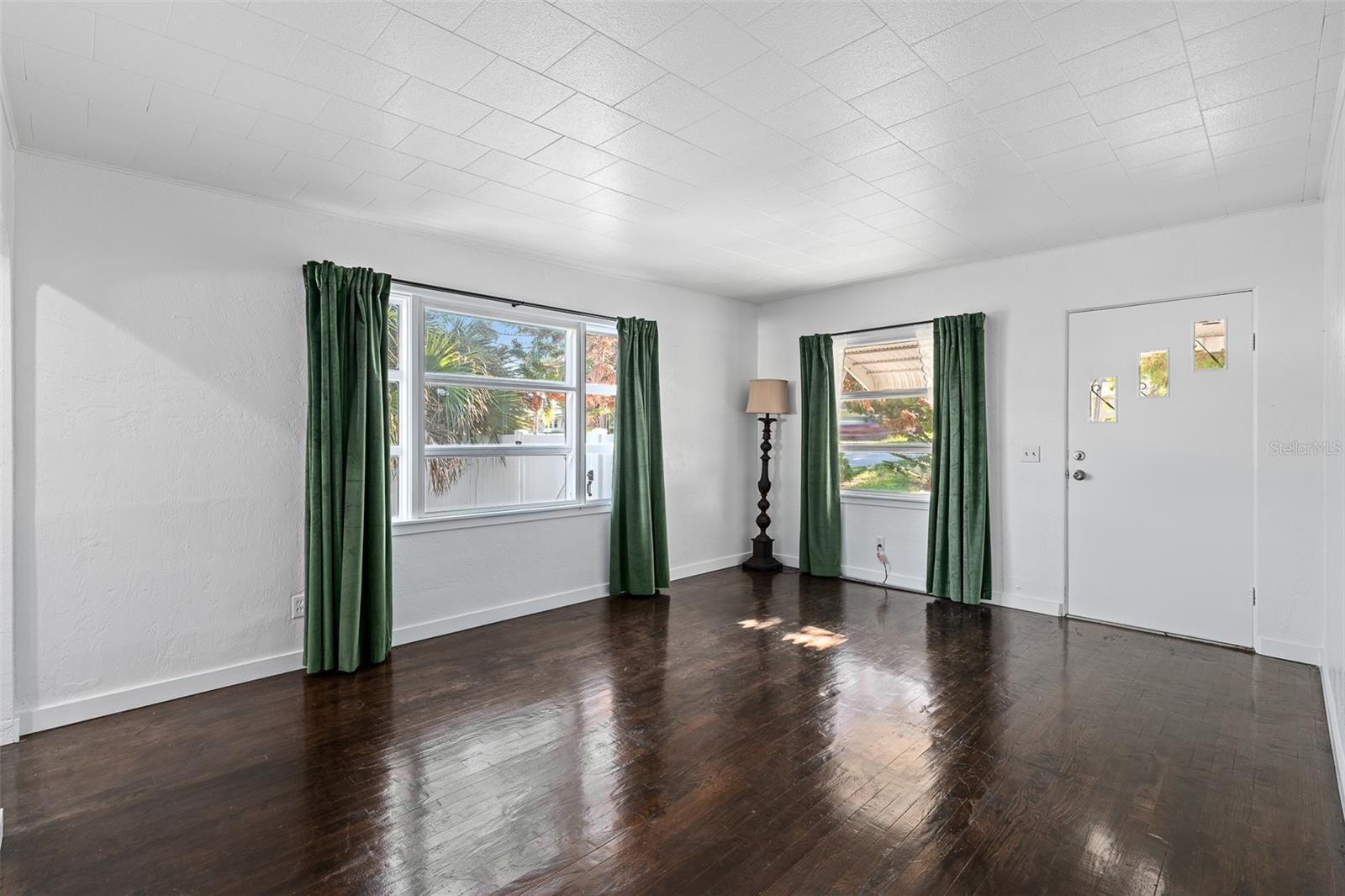 231 N RIDGEWOOD AVENUE, Ormond Beach, FL 32174