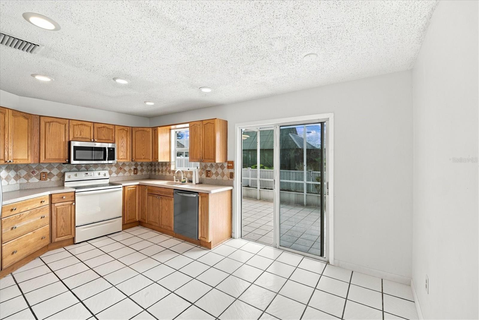 3 AVALON TERRACE, Palm Coast, FL 32137
