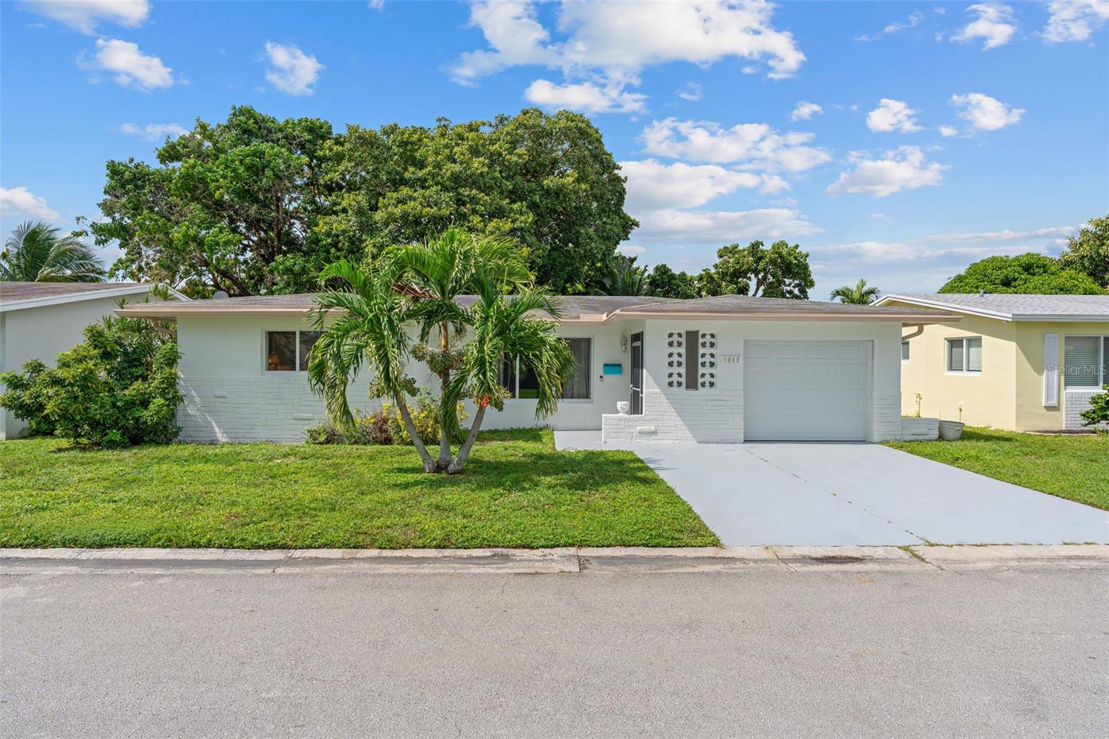 1045 NW 69TH AVENUE, Margate, FL 33063