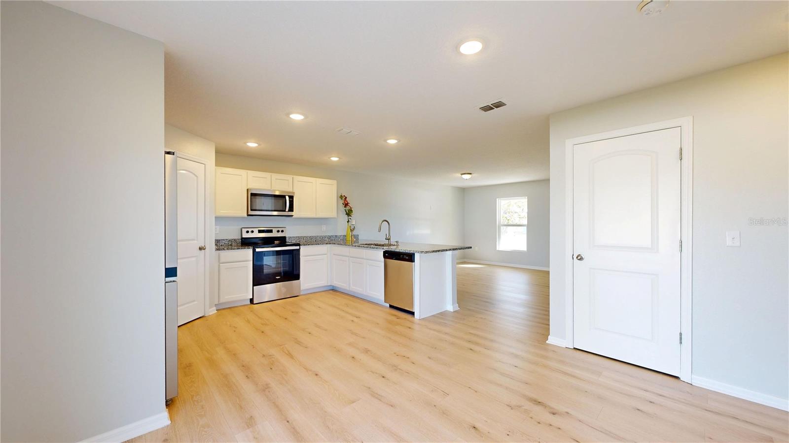 4 ROUND TREE DRIVE, Palm Coast, FL 32164
