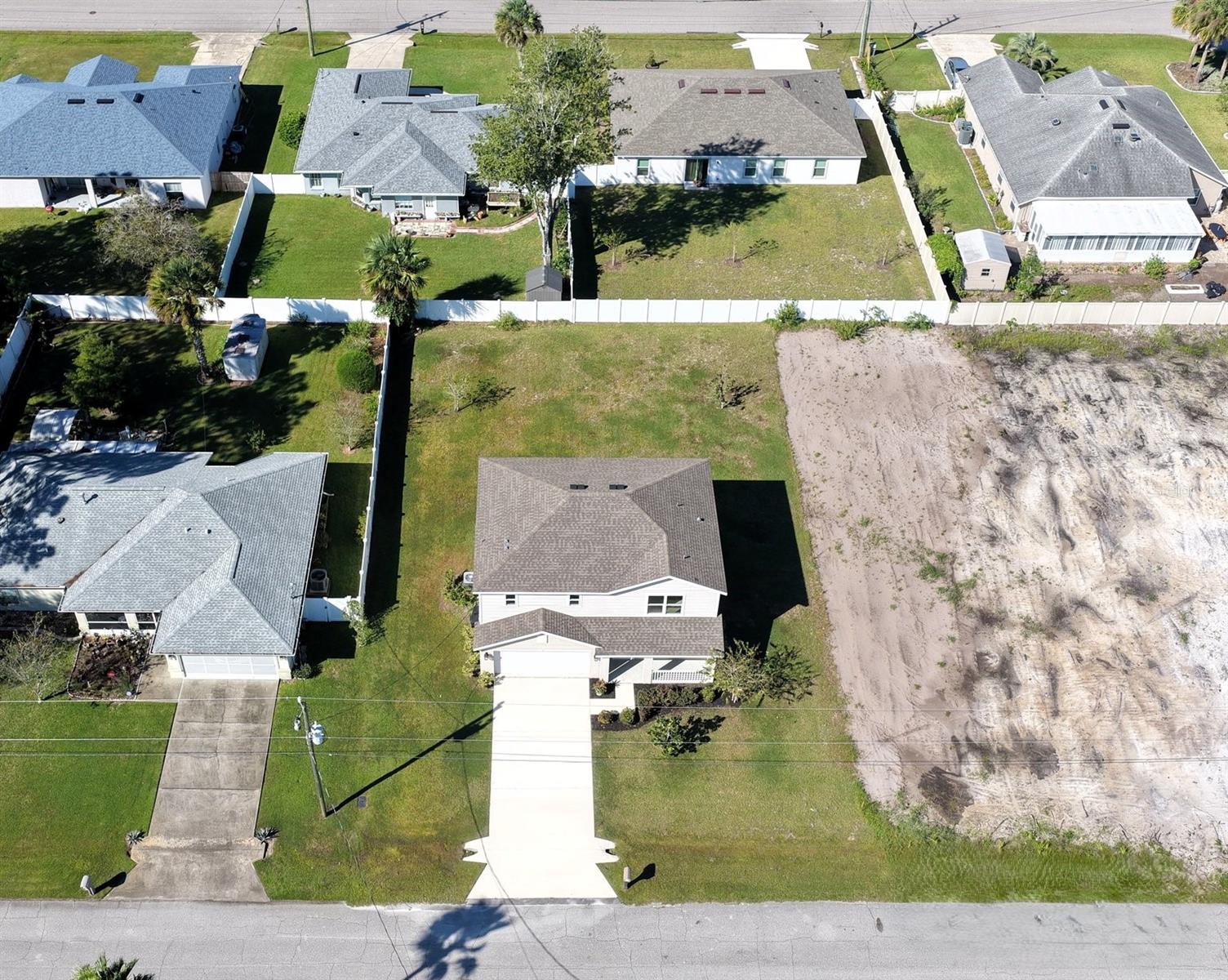 4 ROUND TREE DRIVE, Palm Coast, FL 32164