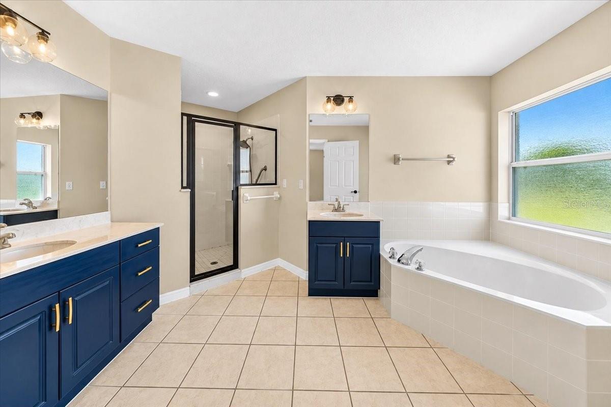3 LEWIS DRIVE, Palm Coast, FL 32137