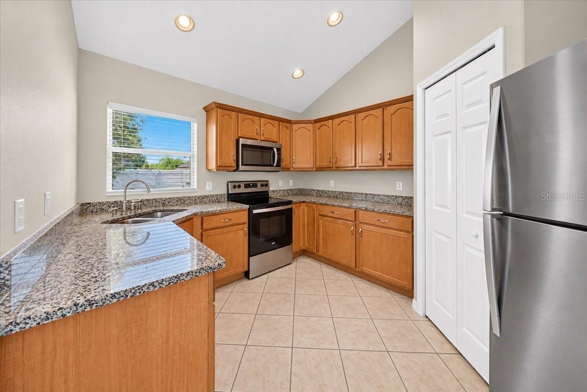 3 LEWIS DRIVE, Palm Coast, FL 32137
