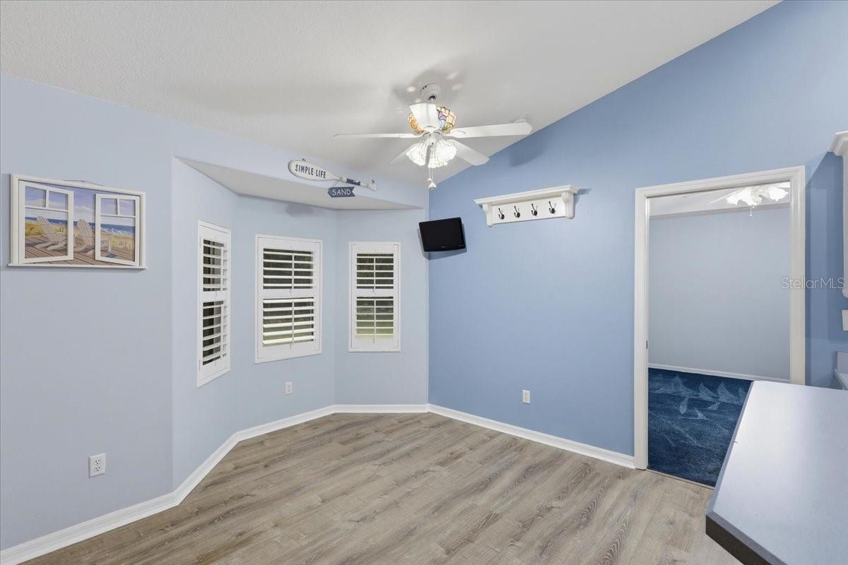DININGROOM