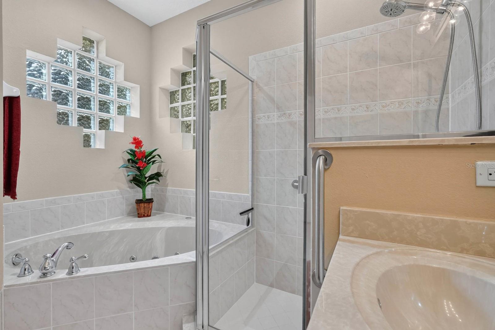 142 RAINTREE CIRCLE, Palm Coast, FL 32164