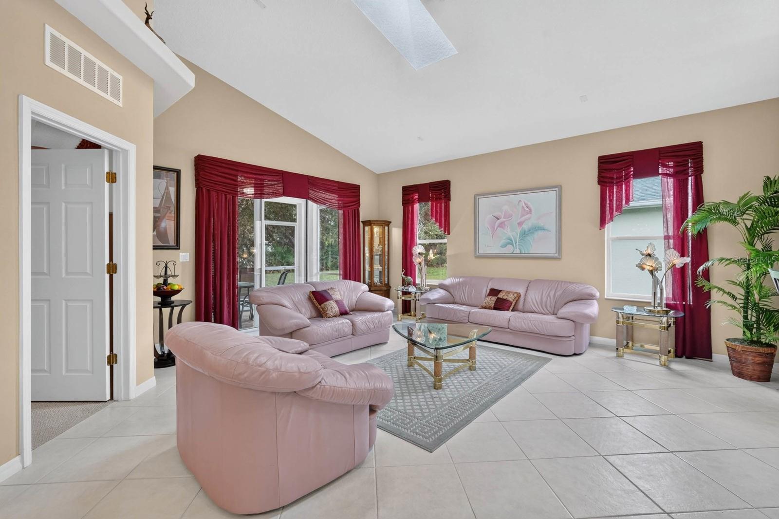 142 RAINTREE CIRCLE, Palm Coast, FL 32164 142 RAINTREE CIRCLE, Palm Coast, FL 32164