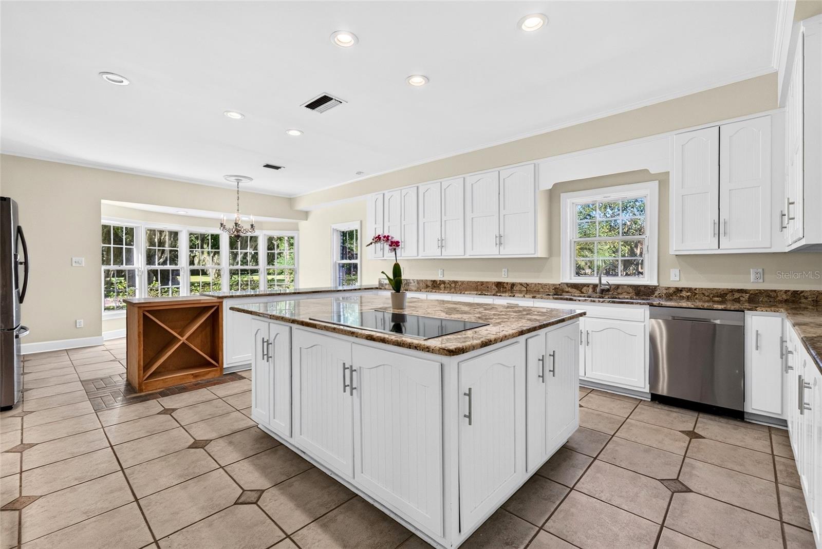6869 W HIGHWAY 100, Bunnell, FL 32110