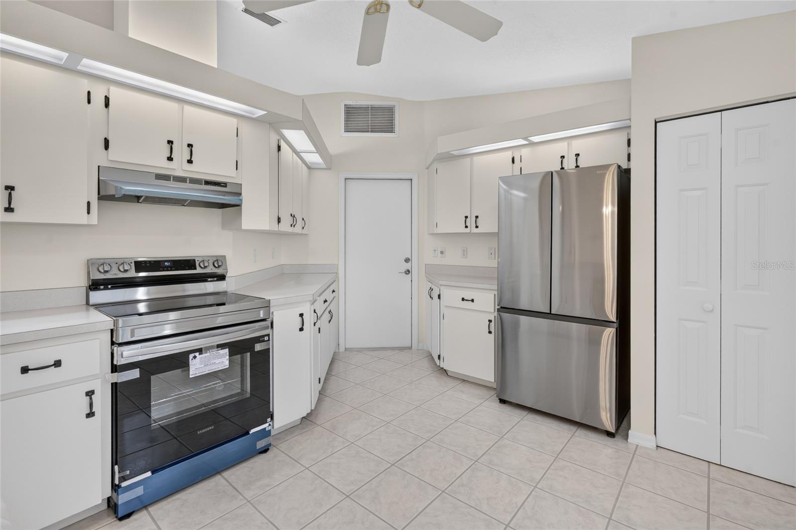 8170 SW 117TH LOOP, Ocala, FL 34481