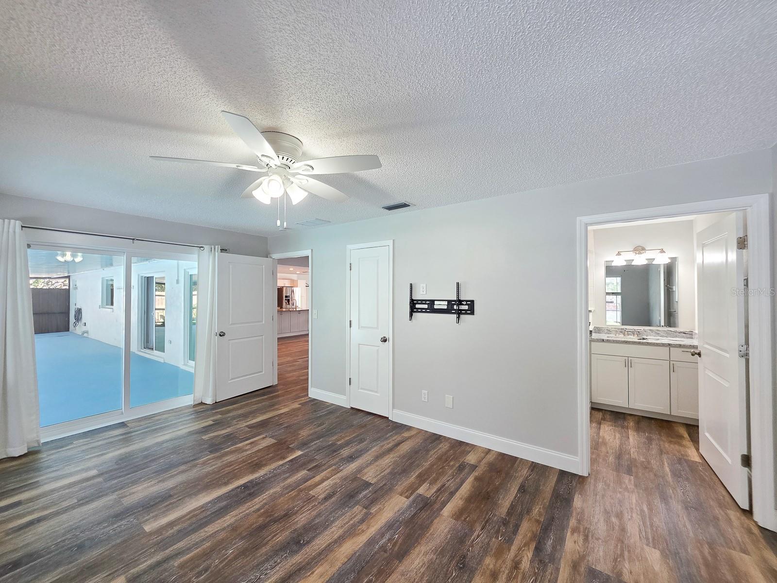24 COURTNEY PLACE, Palm Coast, FL 32137