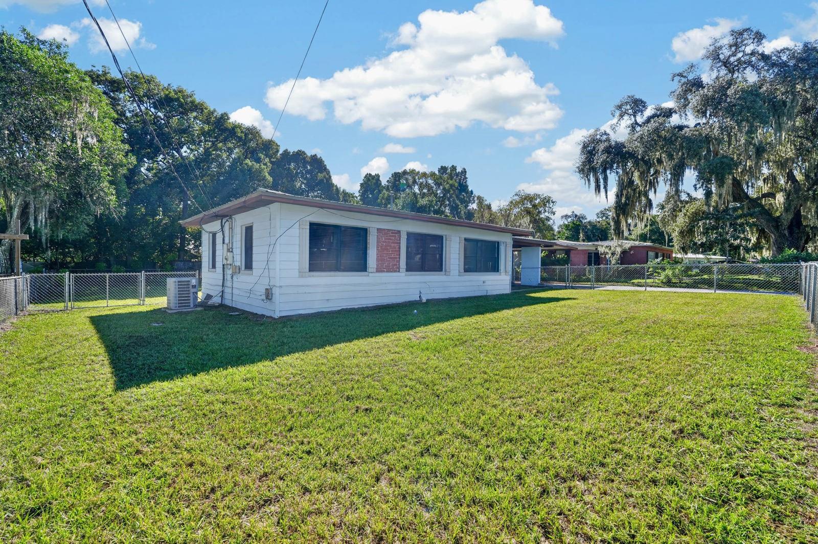 211 FERN STREET, Palatka, FL 32177