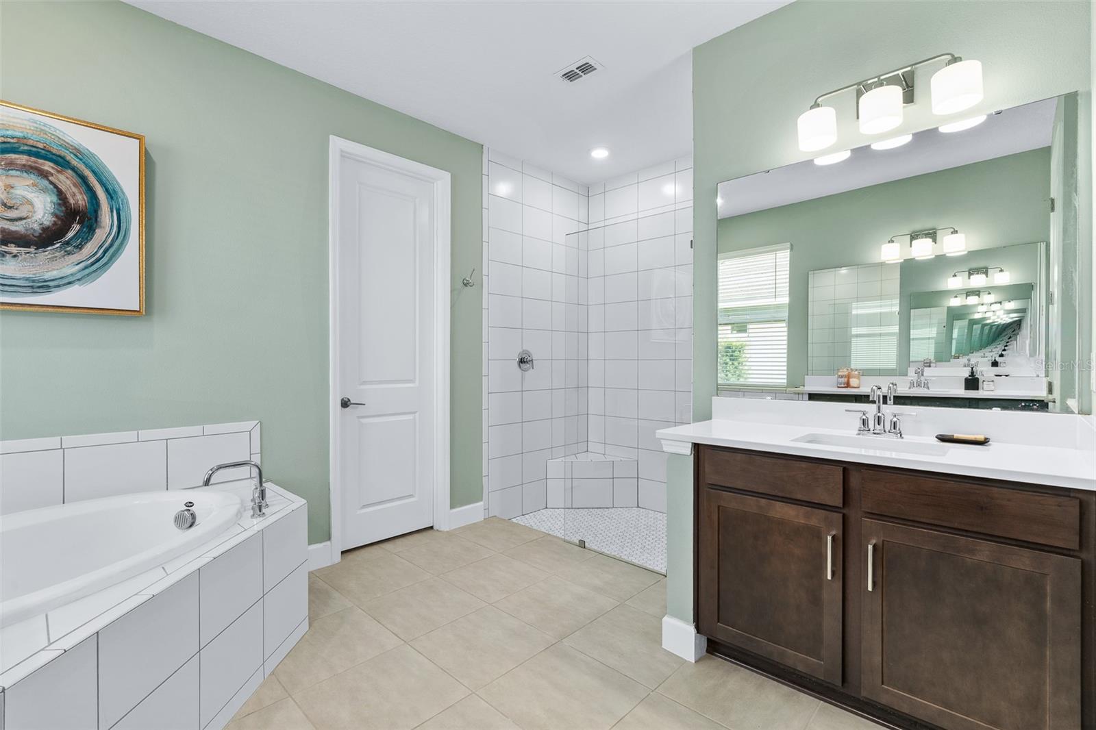 1324 ARKLOW CIRCLE, Ormond Beach, FL 32174