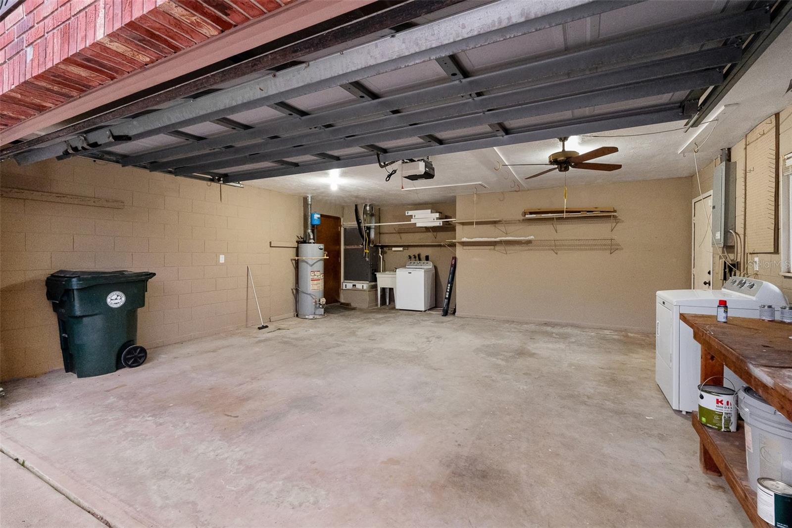 2-Car Garage