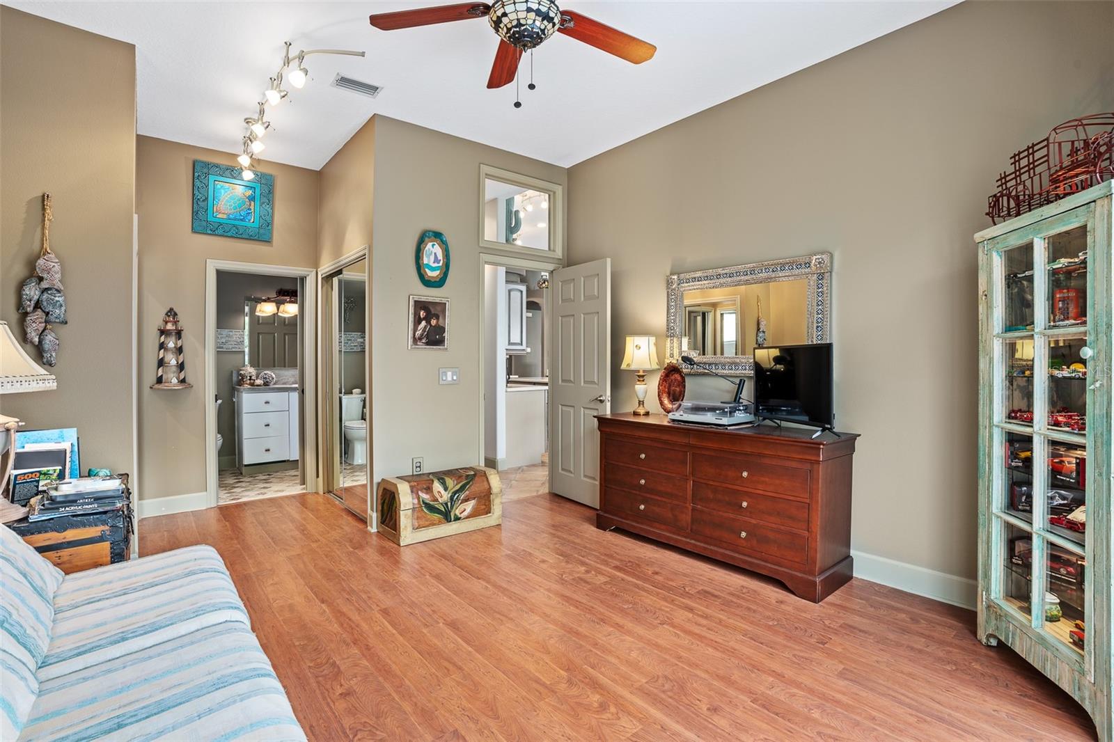Guest Wing Bedroom 2