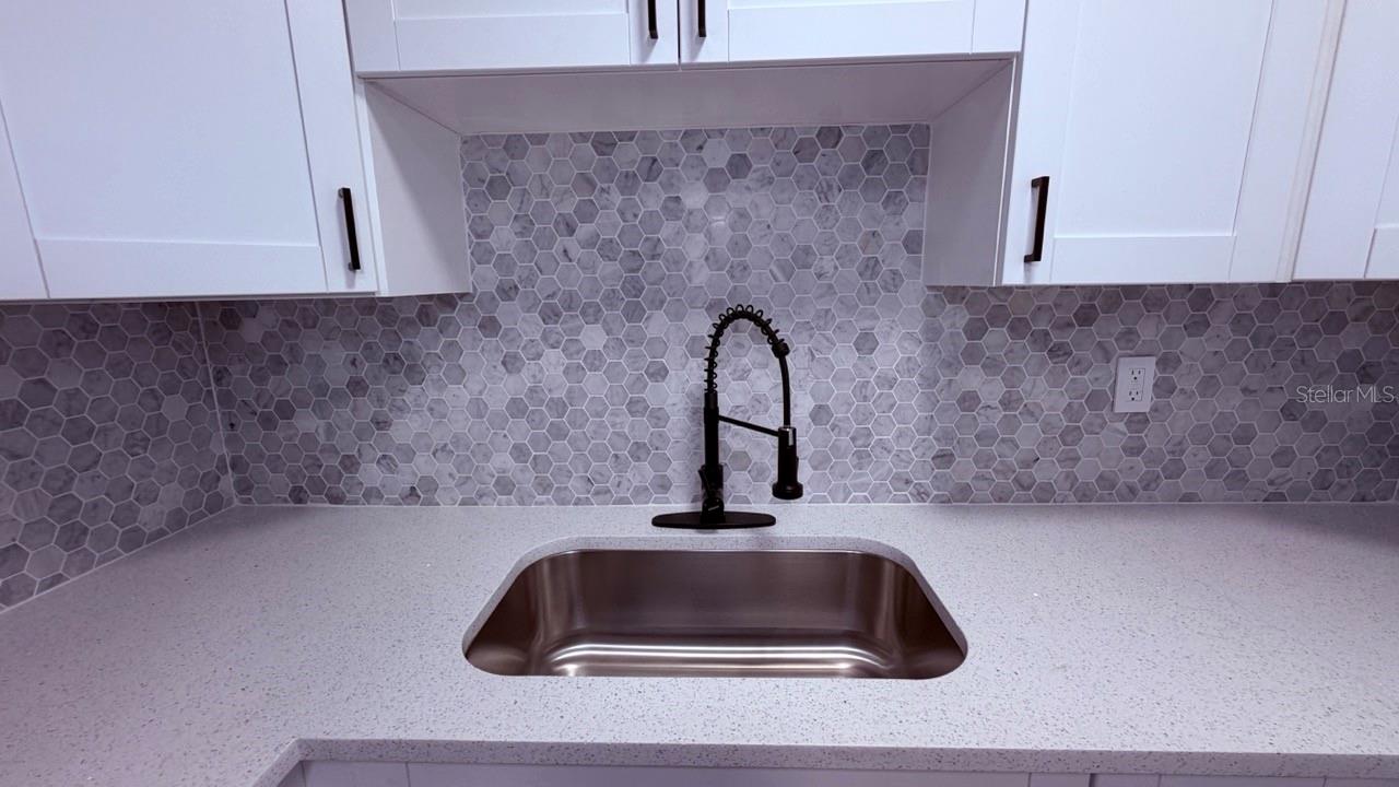5628 BELAFONTE DRIVE, Jacksonville, FL 32209