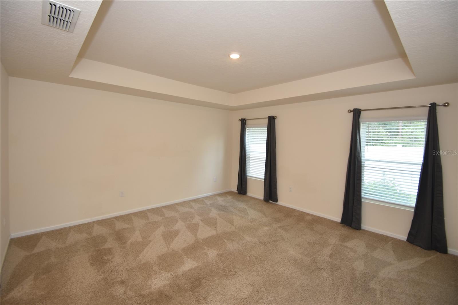 52 OAKLEAF WAY, Palm Coast, FL 32137