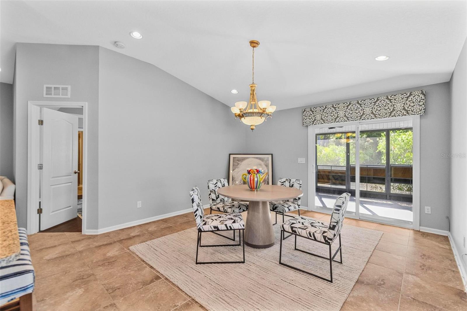 21 ARROWHEAD DRIVE, Palm Coast, FL 32137