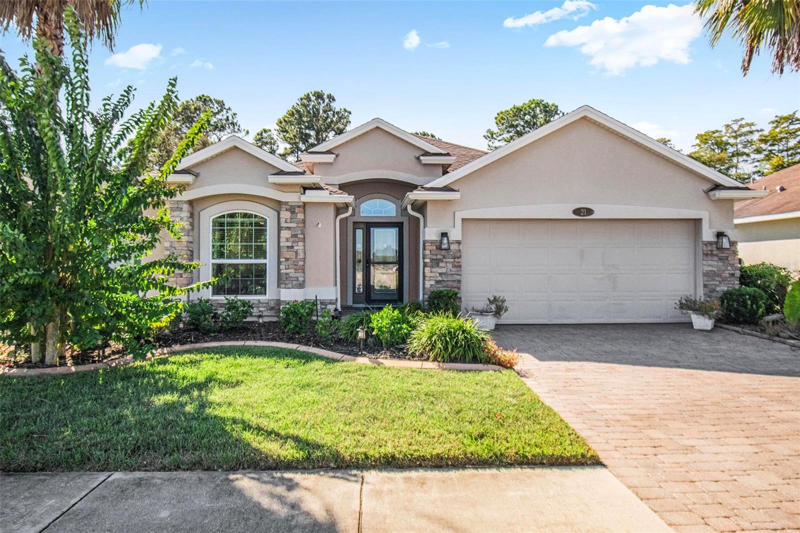 21 ARROWHEAD DRIVE, Palm Coast, FL 32137