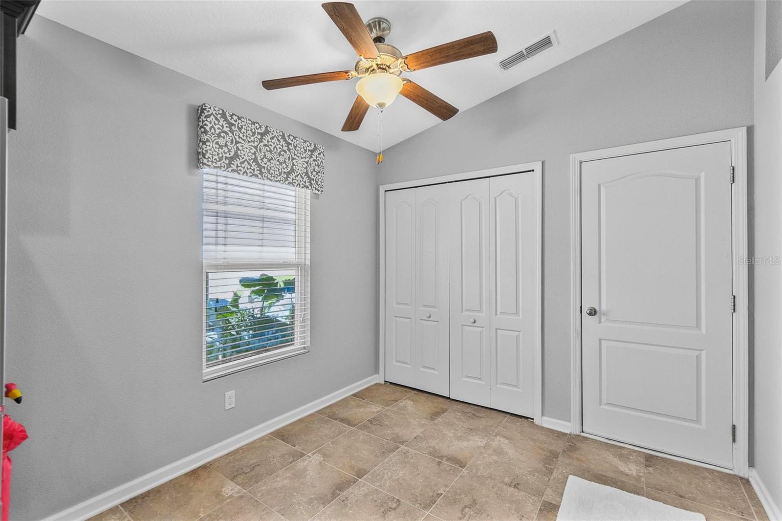 21 ARROWHEAD DRIVE, Palm Coast, FL 32137