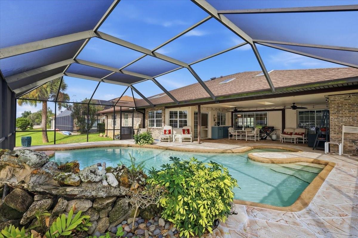 5 CHERRYTREE COURT, Palm Coast, FL 32137