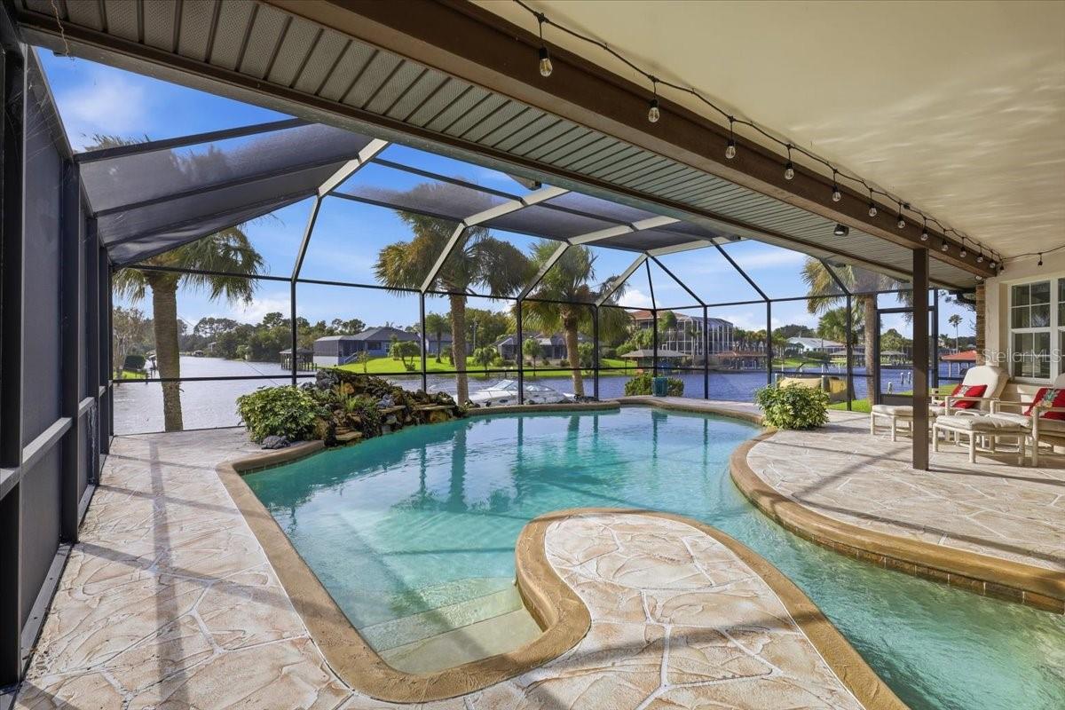 5 CHERRYTREE COURT, Palm Coast, FL 32137