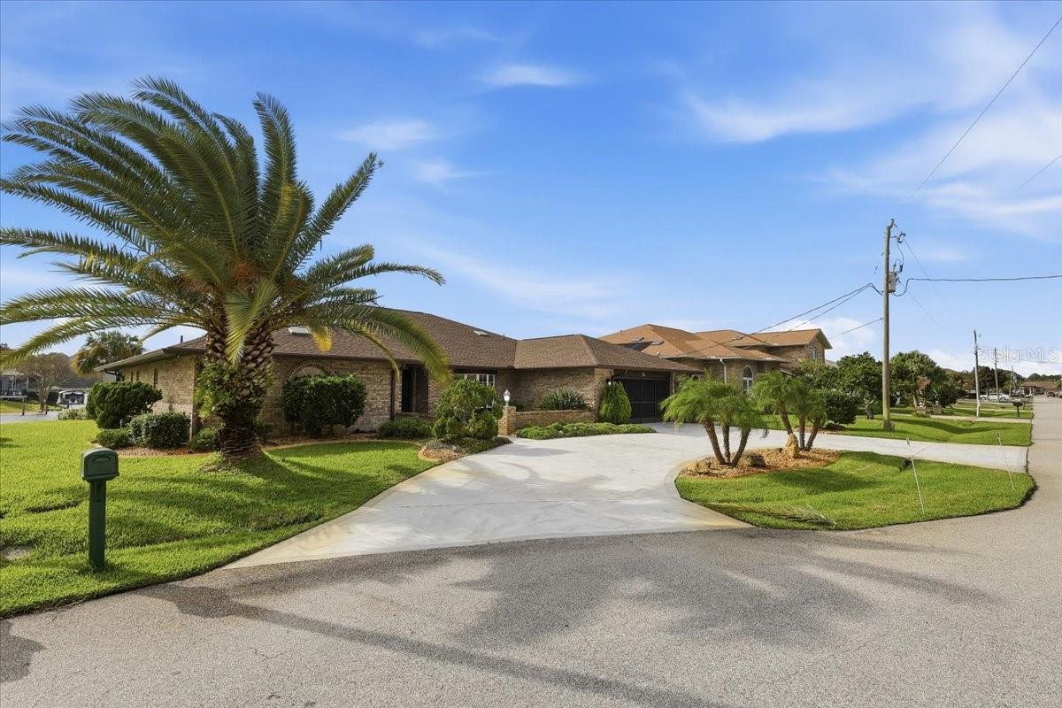 5 CHERRYTREE COURT, Palm Coast, FL 32137