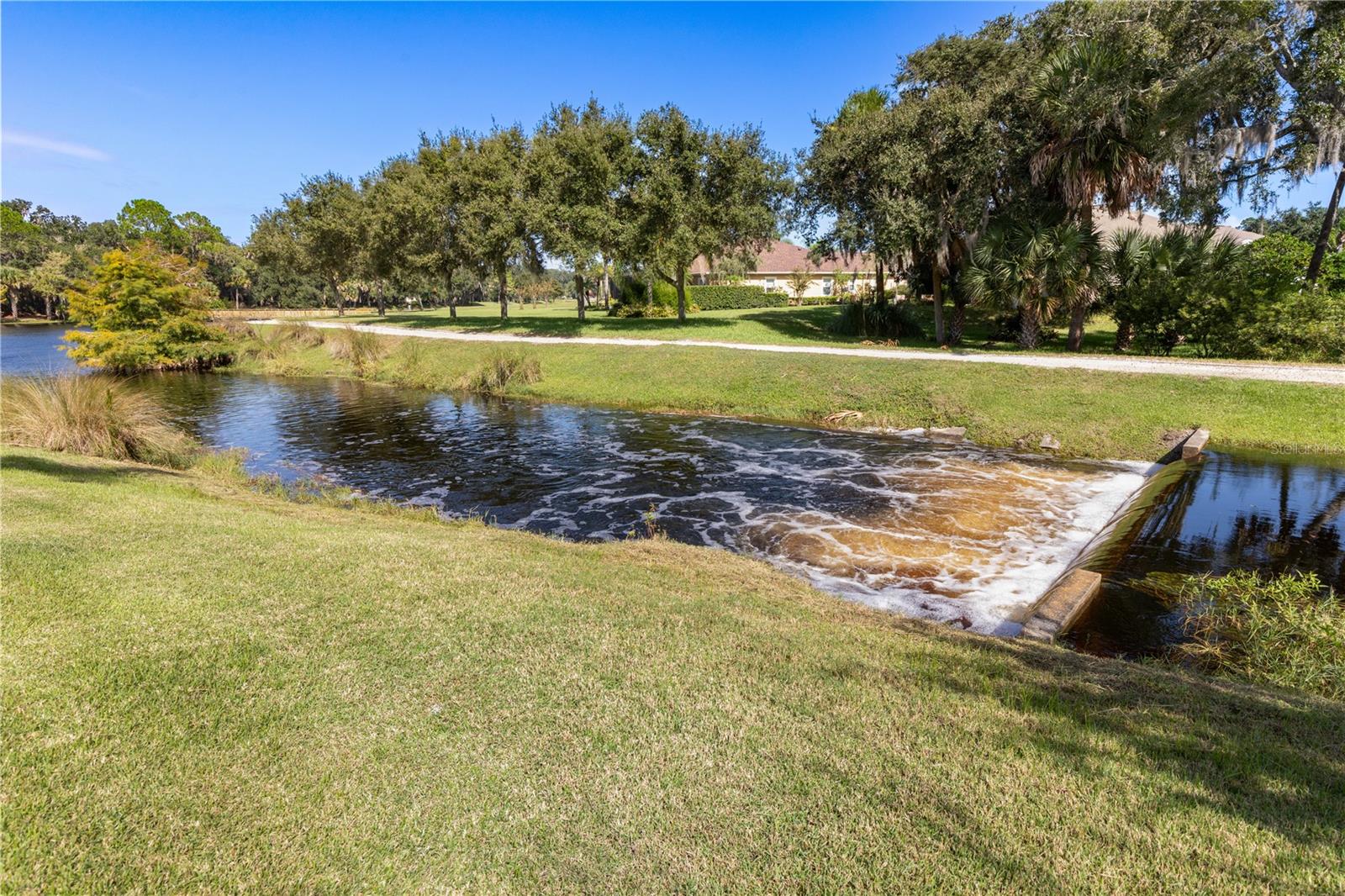 202 WILLOW OAK WAY, Palm Coast, FL 32137