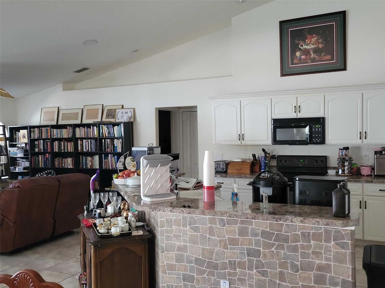11 PRINCE WALTER LANE, Palm Coast, FL 32164