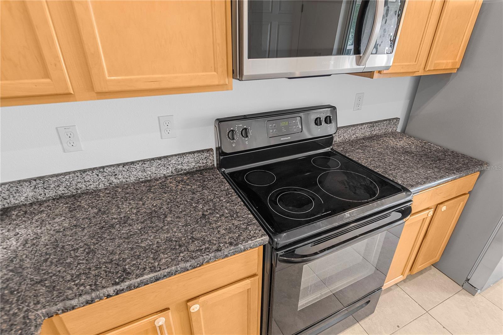 20 RAINSTONE LANE, Palm Coast, FL 32164