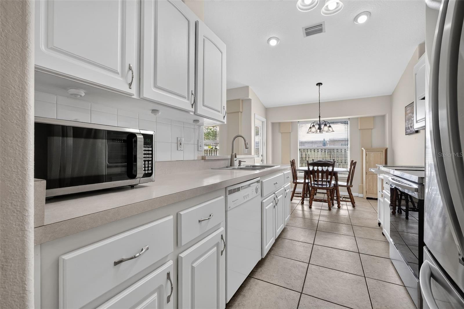 206 HERNANDEZ AVENUE, Ormond Beach, FL 32174