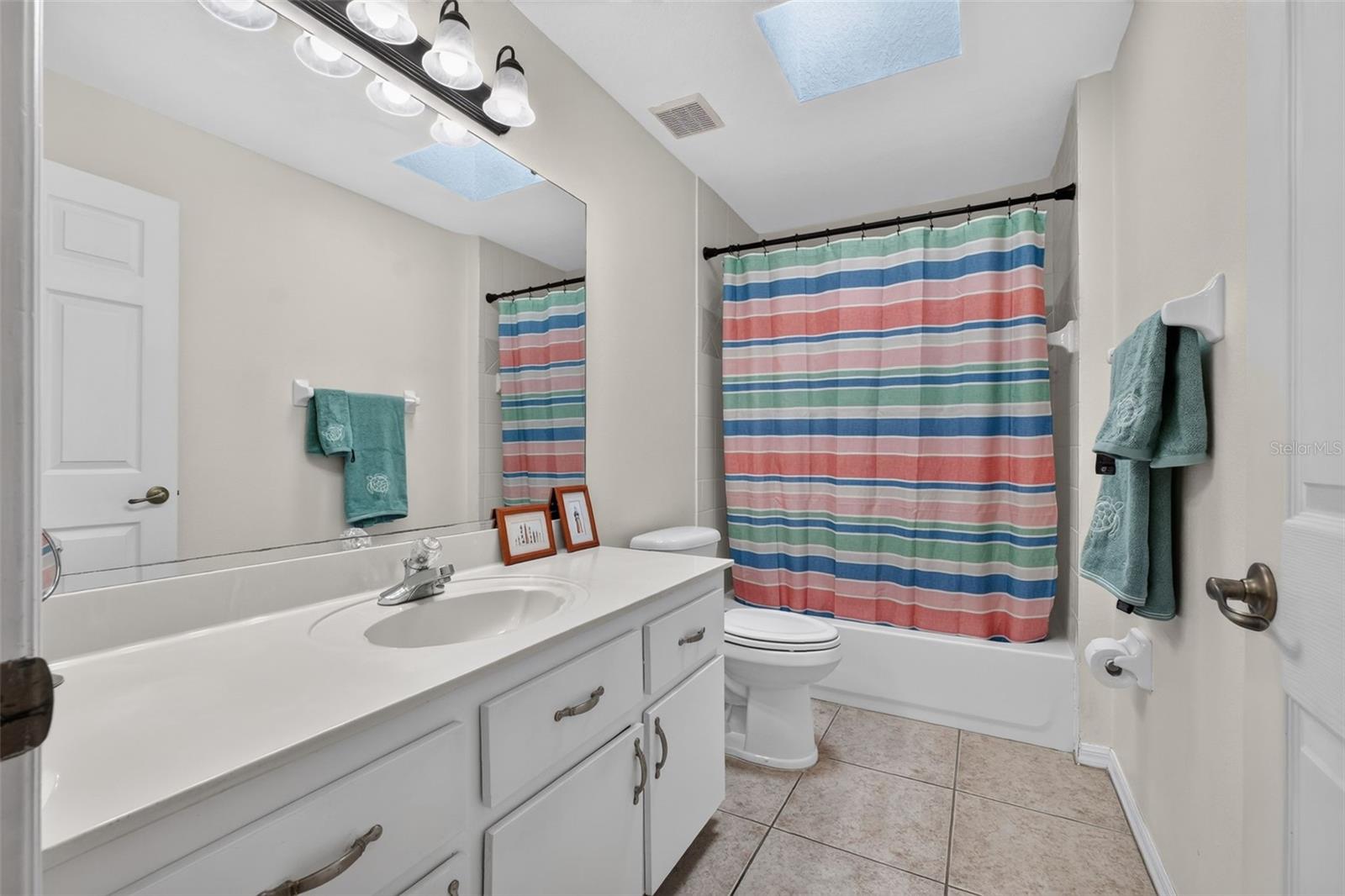 206 HERNANDEZ AVENUE, Ormond Beach, FL 32174