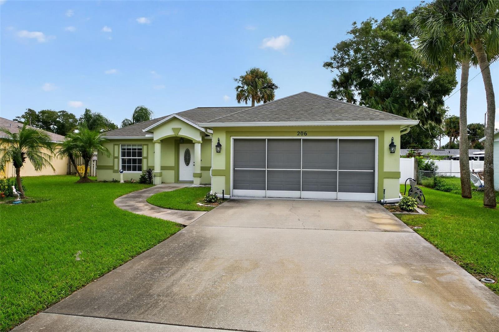 206 HERNANDEZ AVENUE, Ormond Beach, FL 32174