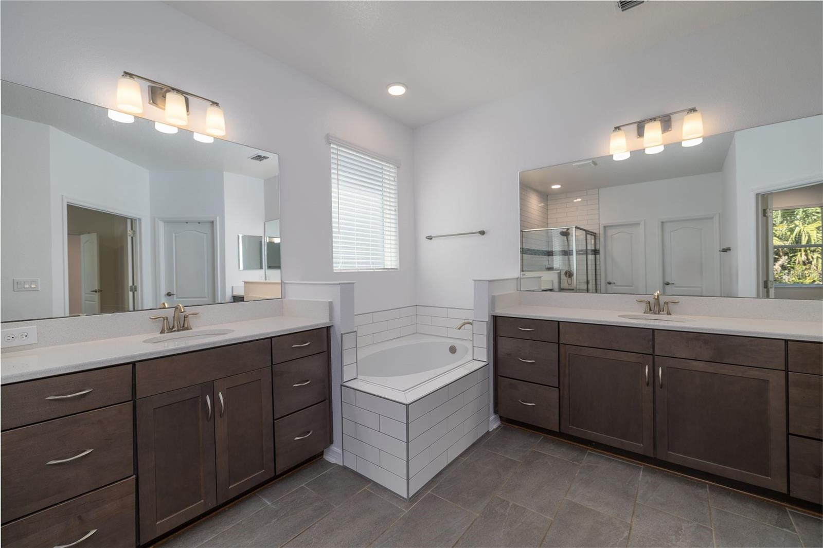 754 TRILLIUM COURT, Debary, FL 32713
