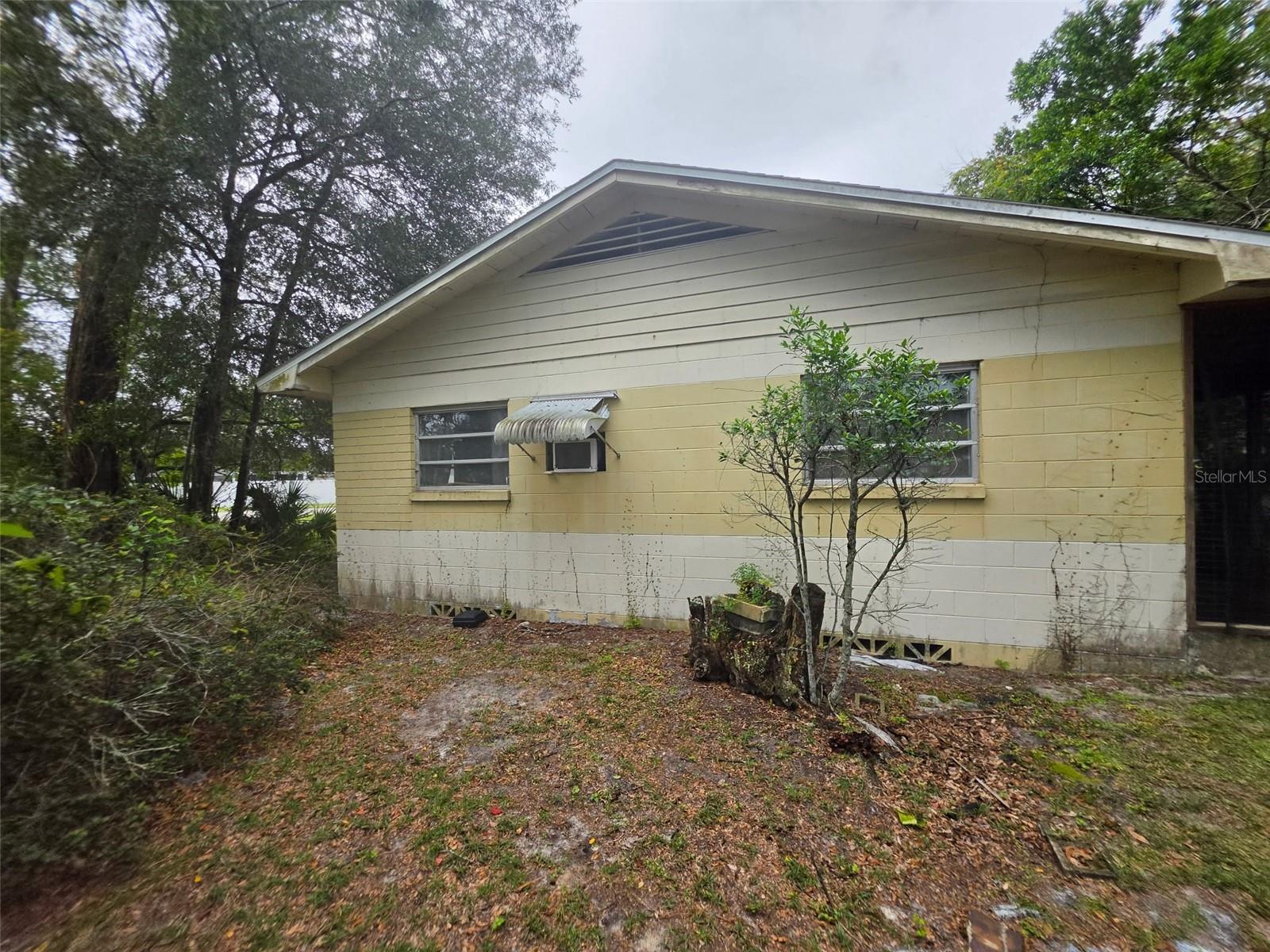 1265 E MINNESOTA AVENUE, Deland, FL 32724