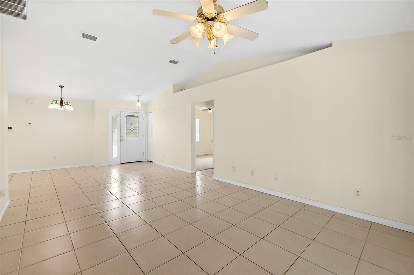 16 SLUMBER MEADOW TRAIL, Palm Coast, FL 32164