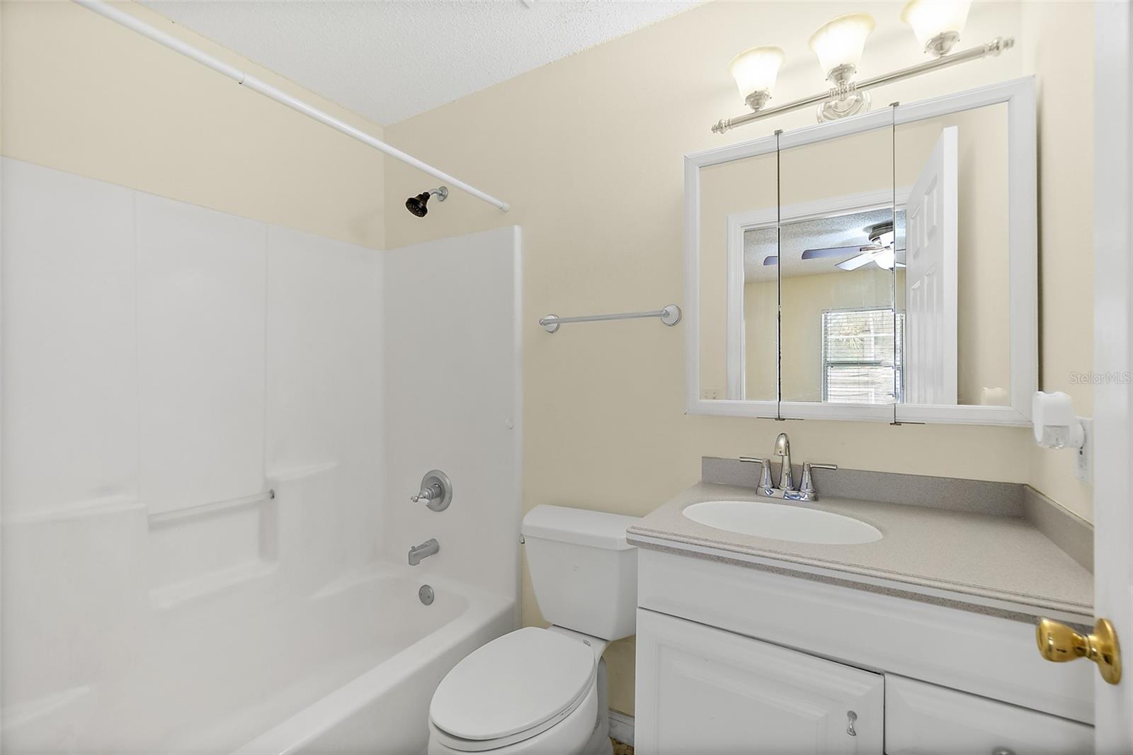 Primary En-Suite