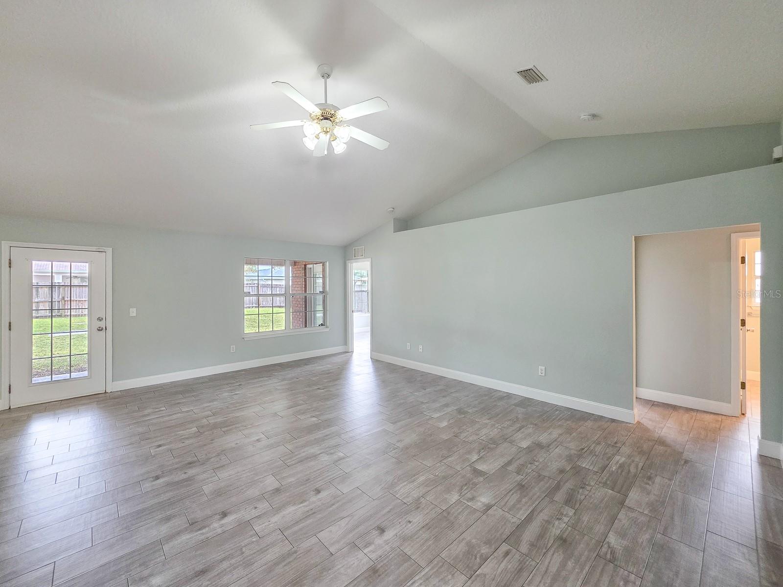 4 LLOWICK COURT, Palm Coast, FL 32164