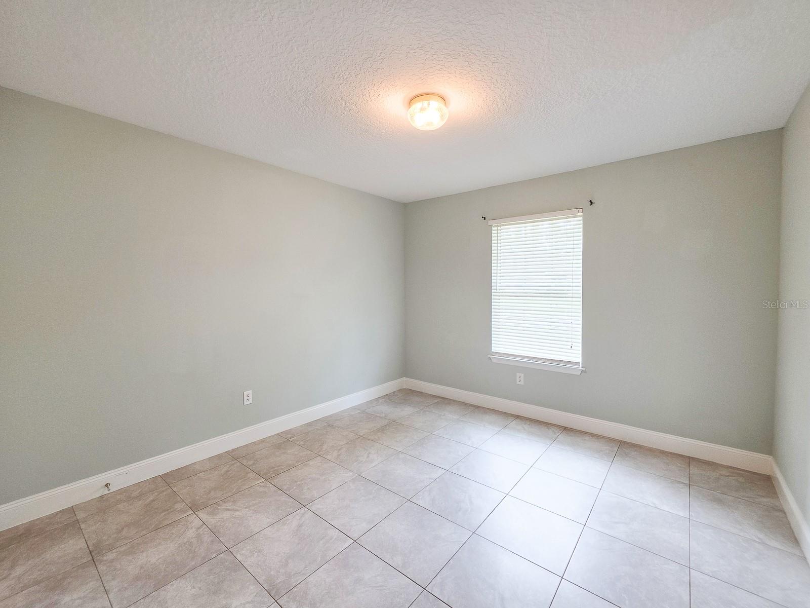 4 LLOWICK COURT, Palm Coast, FL 32164
