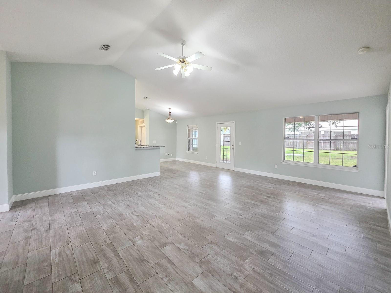 4 LLOWICK COURT, Palm Coast, FL 32164