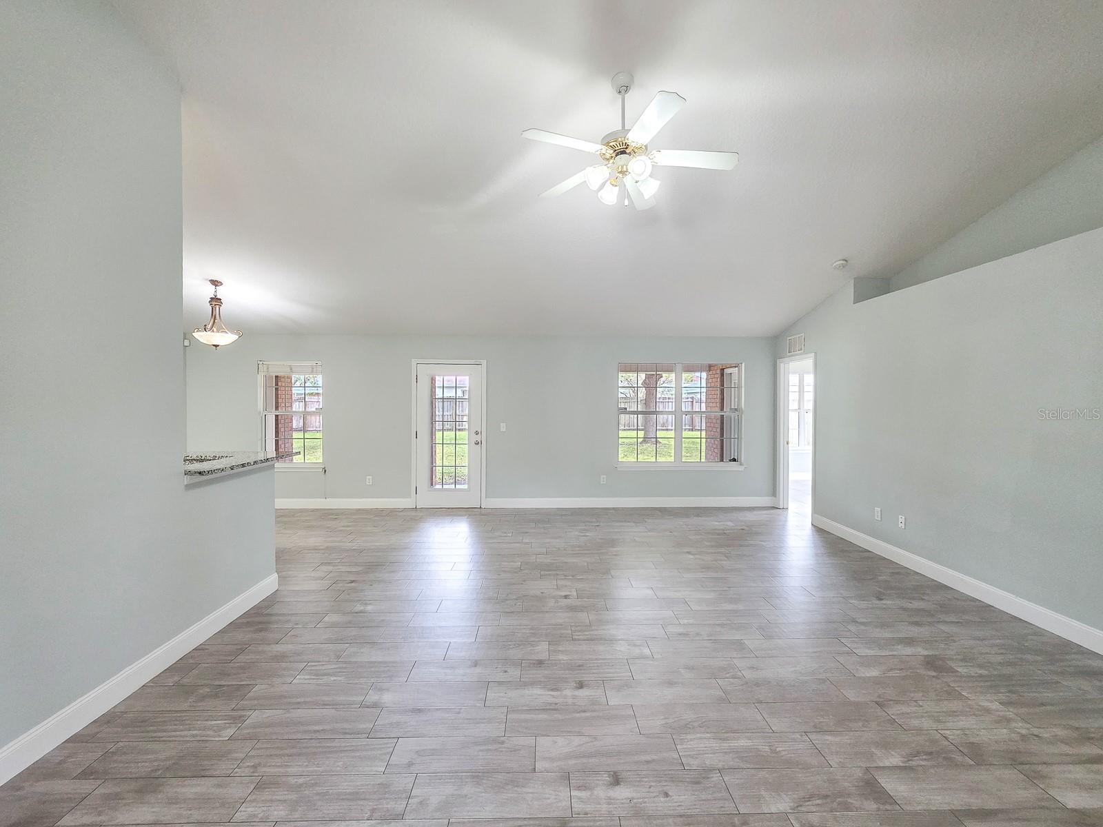 4 LLOWICK COURT, Palm Coast, FL 32164
