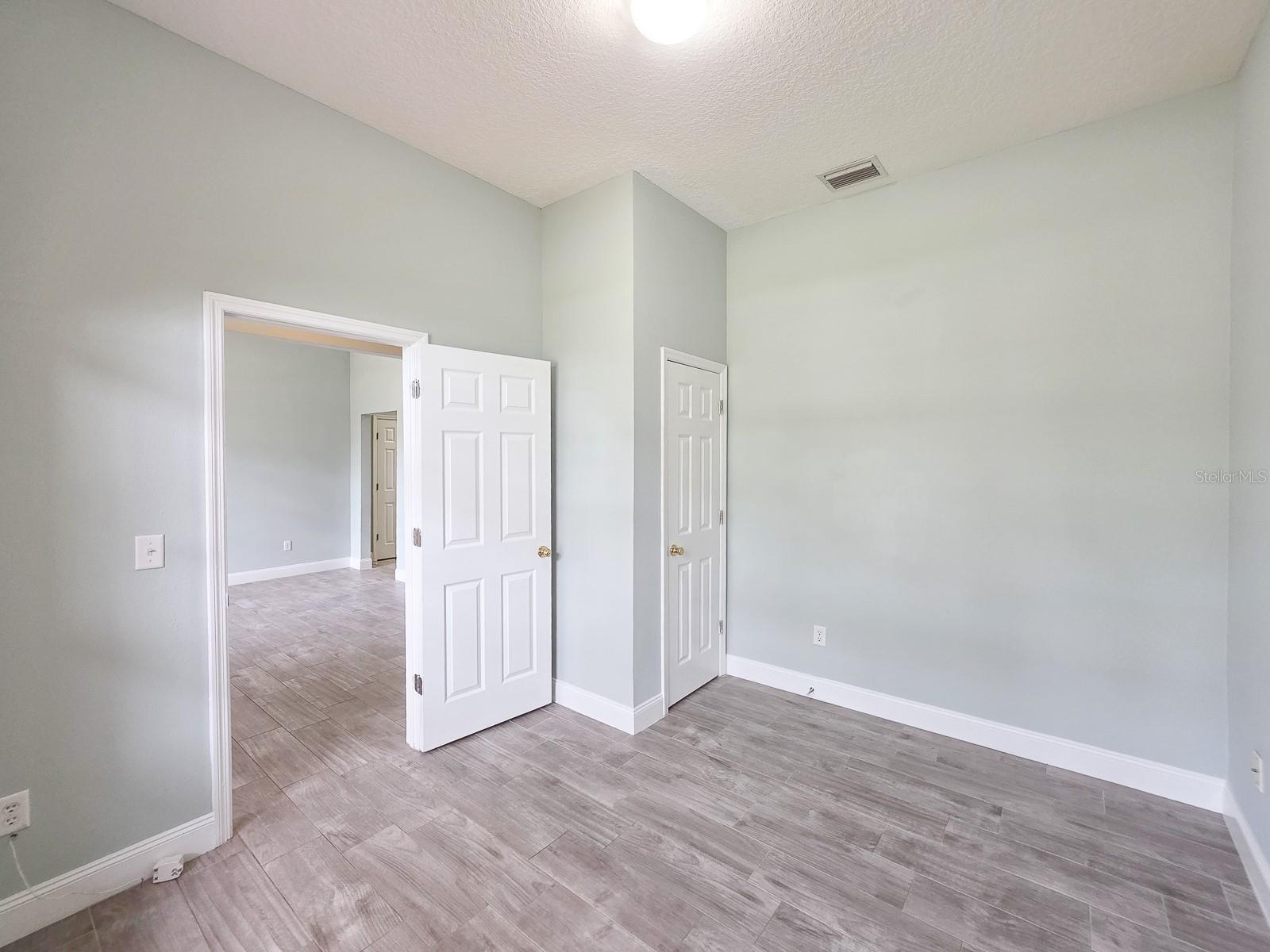 4 LLOWICK COURT, Palm Coast, FL 32164