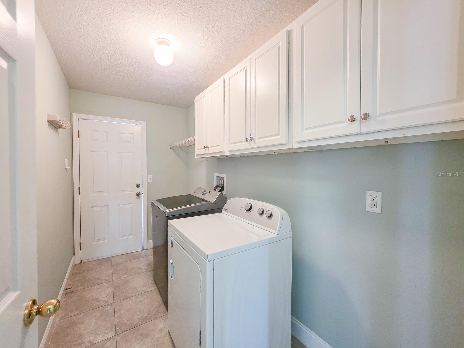 4 LLOWICK COURT, Palm Coast, FL 32164