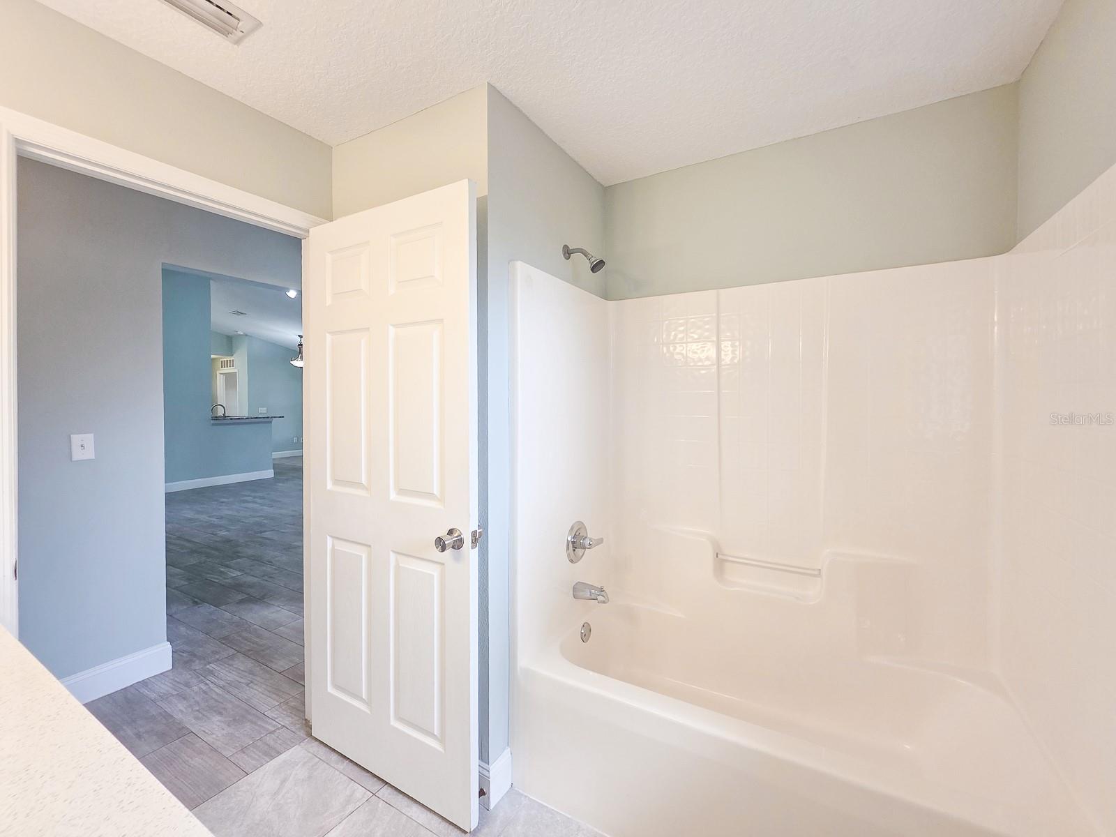 4 LLOWICK COURT, Palm Coast, FL 32164