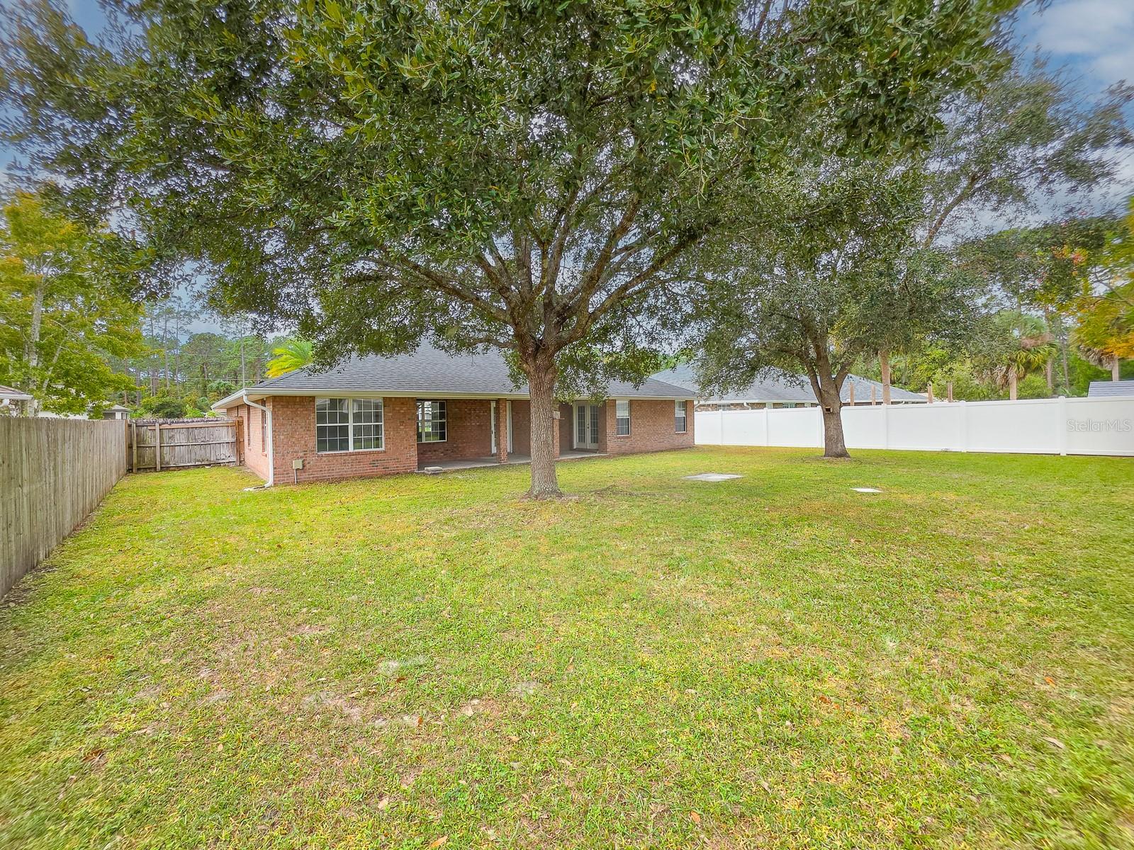 4 LLOWICK COURT, Palm Coast, FL 32164