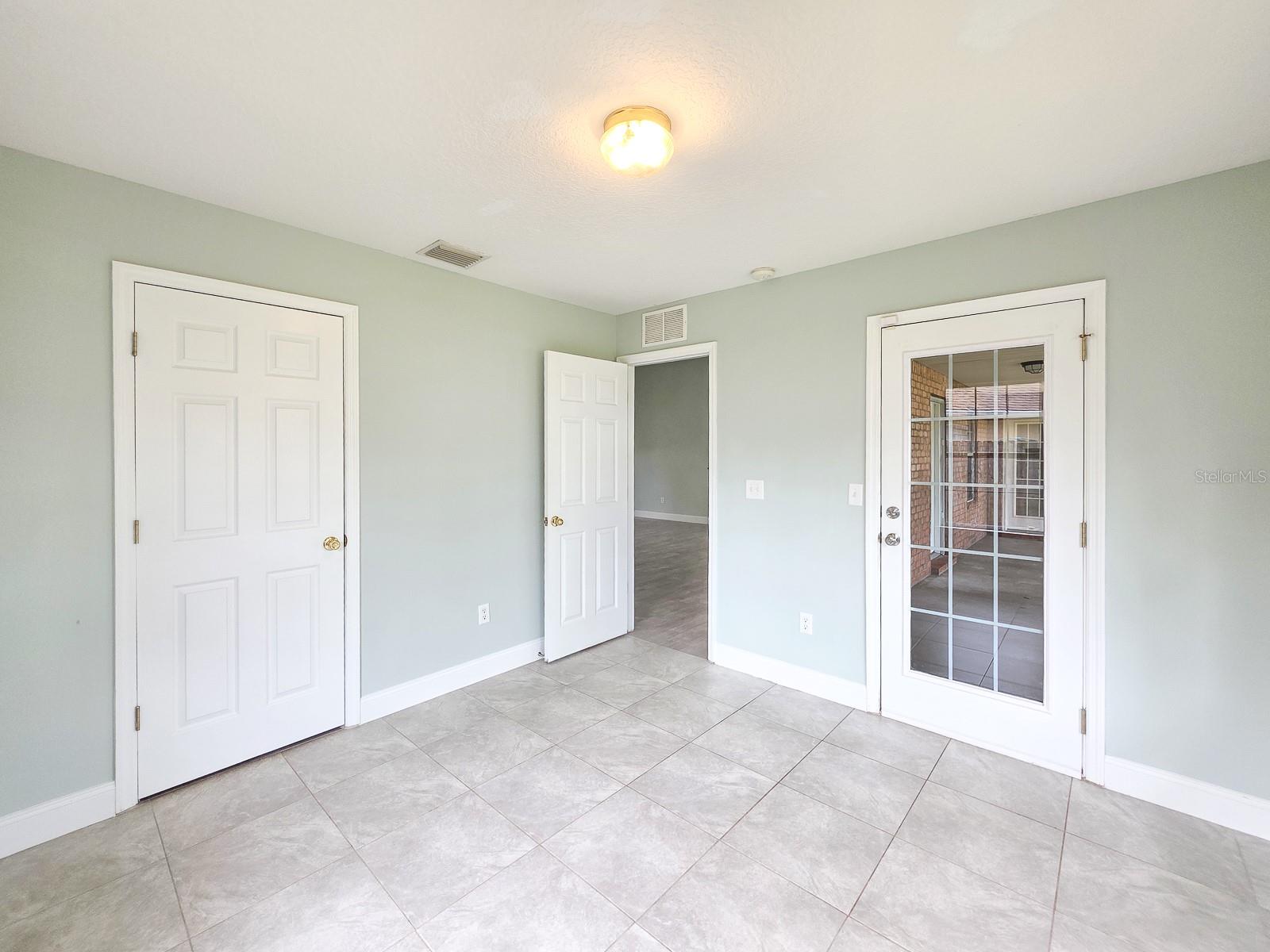 4 LLOWICK COURT, Palm Coast, FL 32164