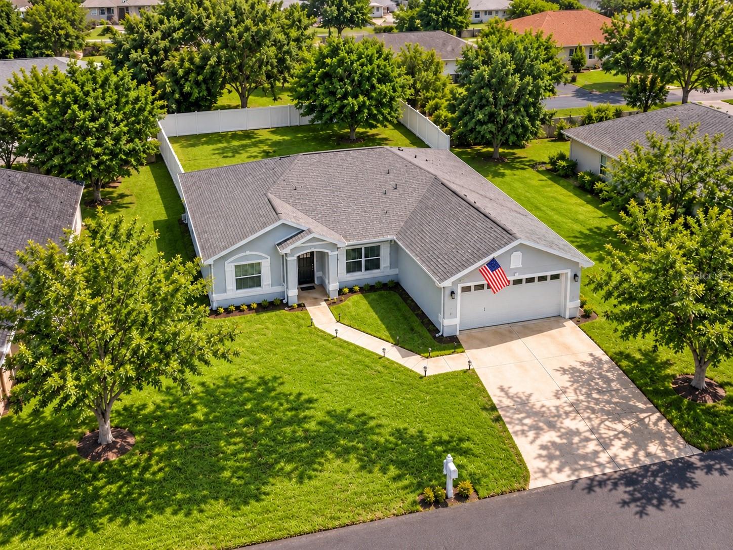 14 LAMOYNE LANE, Palm Coast, FL 32137